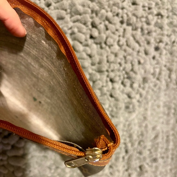 LV logo patterned zipper change purse wallet - Picture 4 of 6